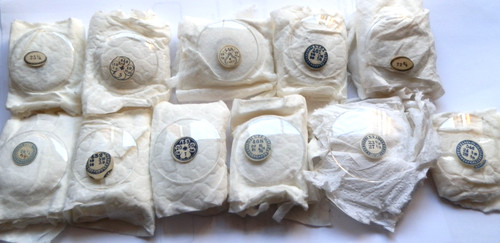 100 assorted domed - assorted, vintage