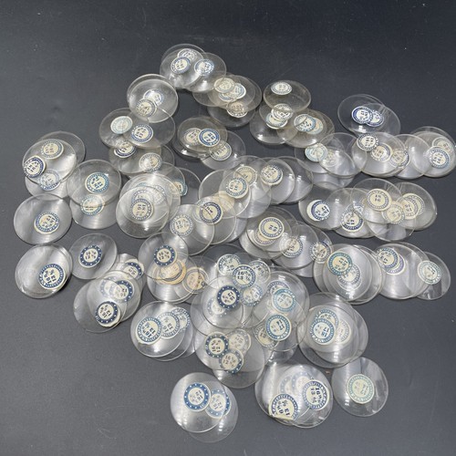 Lot 100 glass - of,